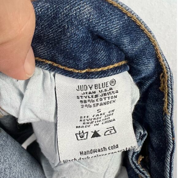 EUC Judy Blue Denim Jean Shorts Women S High Waist Distressed Cuffed - Picture 5 of 9